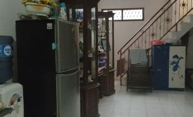 Jual Murah Rumah bagus 2 lantai hook strategis Sadang Purwakarta Jawa Barat