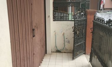 Jual Murah Rumah bagus 2 lantai hook strategis Sadang Purwakarta Jawa Barat