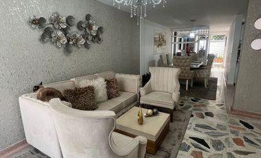 casa en venta en av. libertadores. Cod V3319