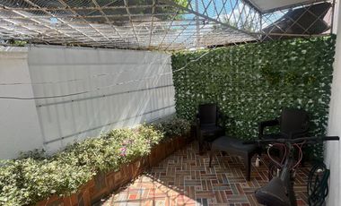 casa en venta en av. libertadores. Cod V3319