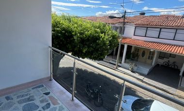 casa en venta en av. libertadores. Cod V3319