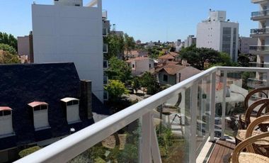 Departamento en Venta de Categoria de 4 Ambientes + Dependencia de Servicio en Zona Guemes.