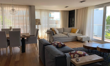 Departamento en Venta de Categoria de 4 Ambientes + Dependencia de Servicio en Zona Guemes.