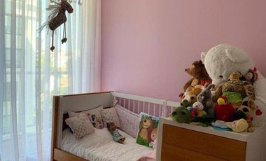 Departamento en Venta de Categoria de 4 Ambientes + Dependencia de Servicio en Zona Guemes.