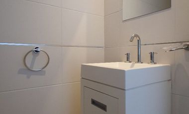 Venta - Departamento dos ambientes con terraza propia - Los Troncos - R. Peña 1613