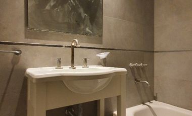 Venta - Departamento dos ambientes con terraza propia - Los Troncos - R. Peña 1613