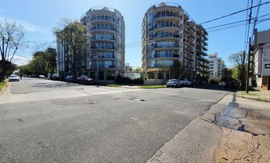 Venta - Departamento dos ambientes con terraza propia - Los Troncos - R. Peña 1613