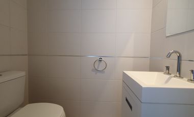 Venta - Departamento dos ambientes con terraza propia - Los Troncos - R. Peña 1613