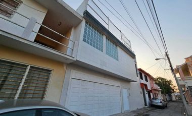 Hermosa casa amueblada en venta ubicado en colonia Flores Magon, Veracruz, Ver