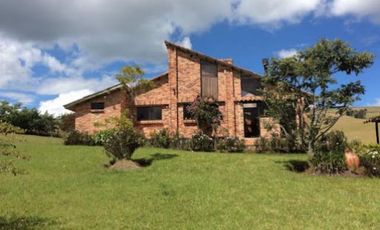 VENTA de CASAS en CHOCONTA
