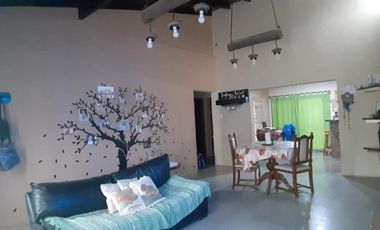 EXCELENTE PROPIEDAD CASA REMODELADA A NUEVA EN GARIN BUENA UBICACION