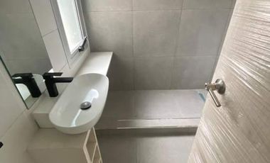 Alquiler 2 Ambientes de 55 m² en Almagro C/balcón Al Frente