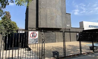 Local Comercial en arriendo en Av. Vitacura