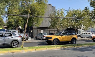 Local Comercial en arriendo en Av. Vitacura