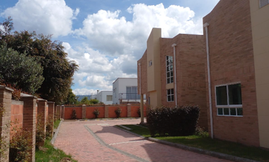 ARRIENDO de CASAS en CHIA