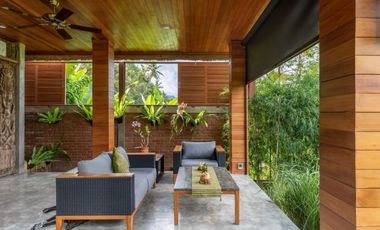 Beautiful Villa in Sidemen Valley fully furnished 2 bedrooms