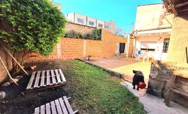 Casa PH en venta en Ituzaingo Sur