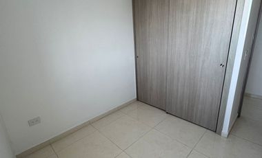 apartamento en arriendo en lagos iii. Cod A215179