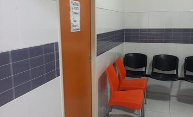 Local en Jose León Suarez