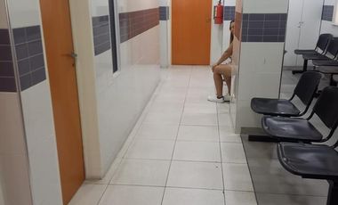 Local en Jose León Suarez