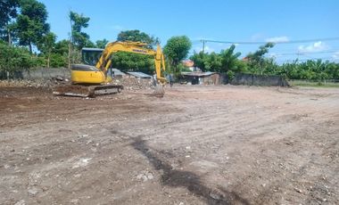 Tanah 2500m2 di Kawasan Komplek Villa dekat Legian