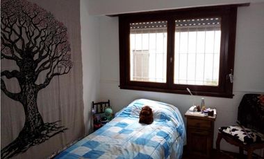 Impecable PH pocas unidades entorno residencial,3 amb con espacio de cochera