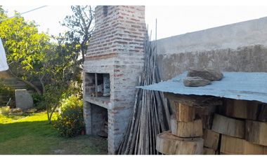 Casa Tres Ambientes y Cochera Doble