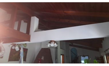 Casa Tres Ambientes y Cochera Doble