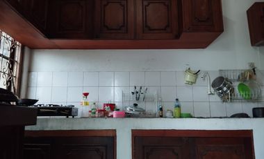 Best Investment! Rumah Besar di Jalan Raya Lembang - Lokasi Dekat Tempat Wisata & View Pegunungan