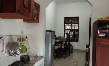 Best Investment! Rumah Besar di Jalan Raya Lembang - Lokasi Dekat Tempat Wisata & View Pegunungan