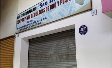 Plaza San Isidro - Locales Comerciales con La Mejor Ubicación