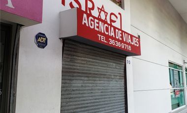Plaza San Isidro - Locales Comerciales con La Mejor Ubicación