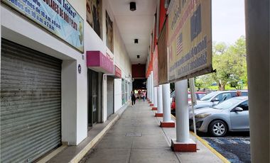 Plaza San Isidro - Locales Comerciales con La Mejor Ubicación