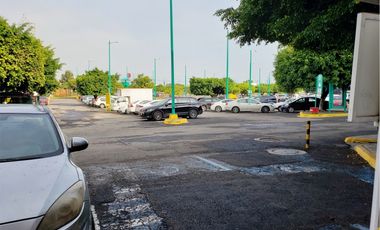 Plaza San Isidro - Locales Comerciales con La Mejor Ubicación