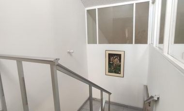 casa en venta en la riviera. Cod V20520