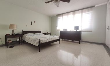 casa en venta en la riviera. Cod V20520