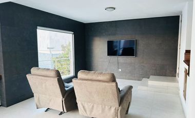 Hermosa casa en venta en Sierra Azul