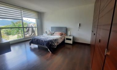 casa en arriendo/venta en toscana. Cod A933