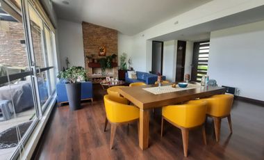 casa en arriendo/venta en toscana. Cod A933