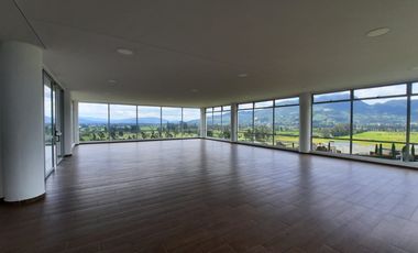 casa en arriendo/venta en toscana. Cod A933