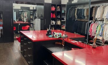 RESIDENCIA EN VENTA EN LA ESTADÍA