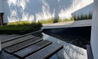 RESIDENCIA EN VENTA EN LA ESTADÍA