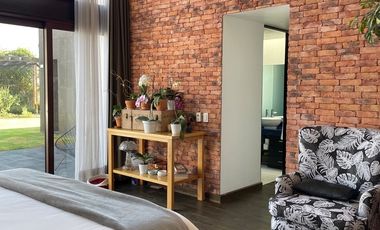 RESIDENCIA EN VENTA EN LA ESTADÍA