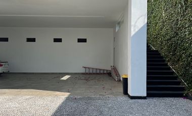 RESIDENCIA EN VENTA EN LA ESTADÍA