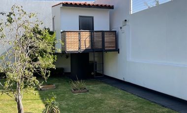 RESIDENCIA EN VENTA EN LA ESTADÍA