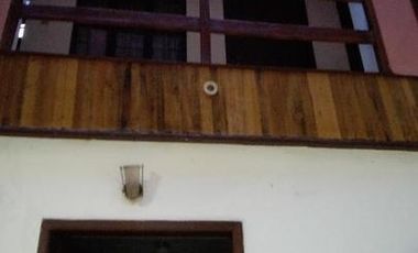 PROPIEDAD EN VENTA EN LA FLORESTA - IDEAL HOSTAL, BAR, RESTAURANTE