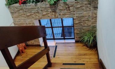 PROPIEDAD EN VENTA EN LA FLORESTA - IDEAL HOSTAL, BAR, RESTAURANTE