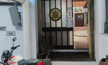 PROPIEDAD EN VENTA EN LA FLORESTA - IDEAL HOSTAL, BAR, RESTAURANTE