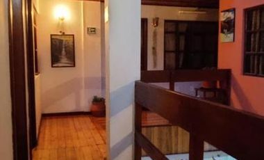 PROPIEDAD EN VENTA EN LA FLORESTA - IDEAL HOSTAL, BAR, RESTAURANTE