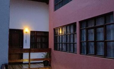 PROPIEDAD EN VENTA EN LA FLORESTA - IDEAL HOSTAL, BAR, RESTAURANTE